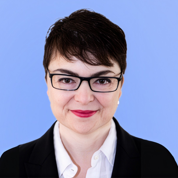 Névine Zariffa